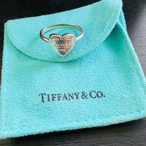 Return to Tiffany Heart Ring